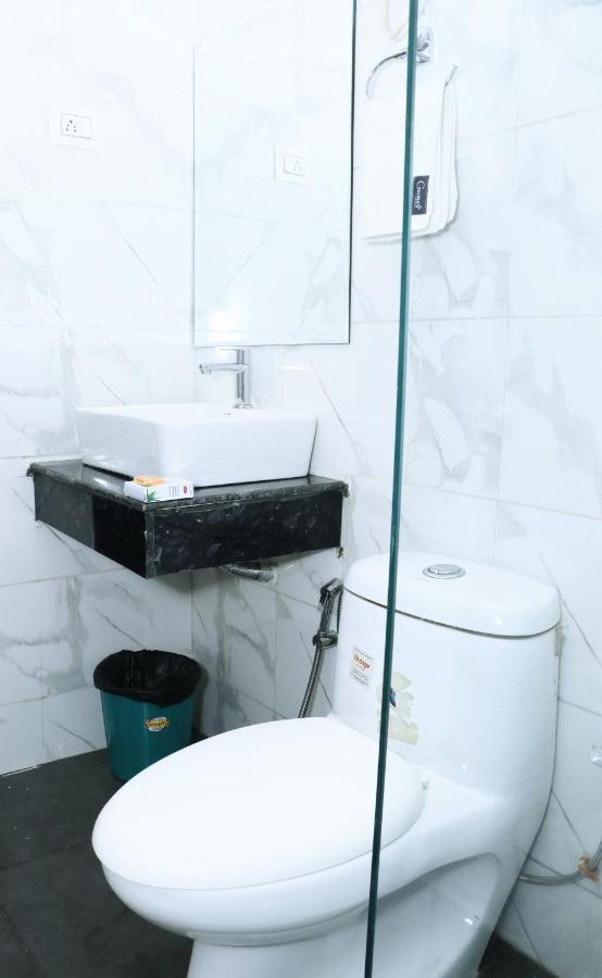 Gallivanto Inn - Rohini Delhi  Luaran gambar