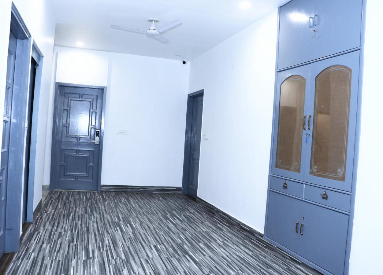 Gallivanto Inn - Rohini Delhi  Luaran gambar